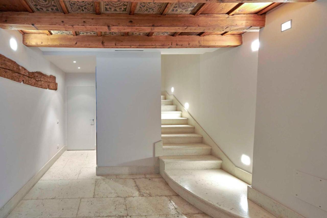 Apartmentsarena - Suite Mercatorum - Piazza Erbe Verona Buitenkant foto